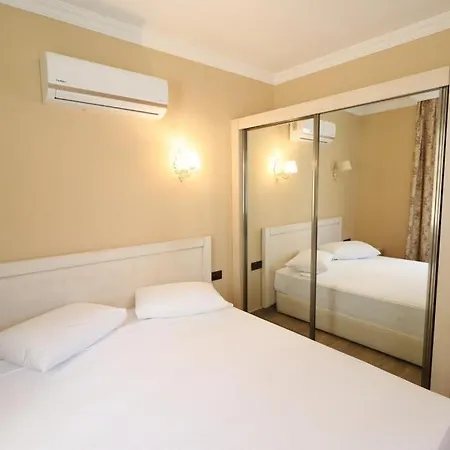 Apart-hotel Azka Residence